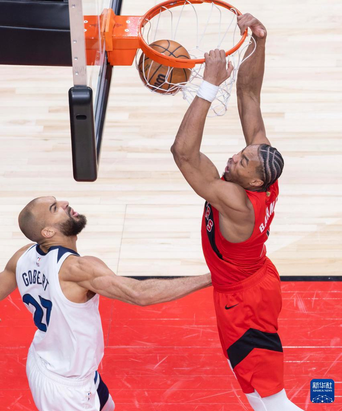 开元体育-包含重磅！集结日多伦多猛龙备战CBA季后赛拉齐奥迎欧冠关键赛，巴塞罗那赛后更衣室发声的词条