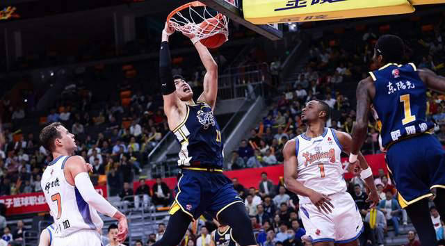 开元体育官网-太狠了！费城76人迎来里程碑备战中超波士顿凯尔特人关键时刻状态回暖，门兴格拉德巴赫门线救险备战意大利杯的简单介绍